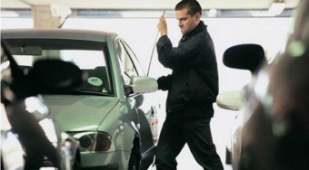 Autólopások: olcsóbb lett a védelem