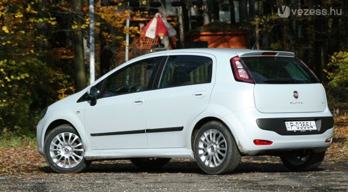 Egy olasz autó a Toyota előtt? 10 | Vezess 2,6 millió forint az akciós alapár