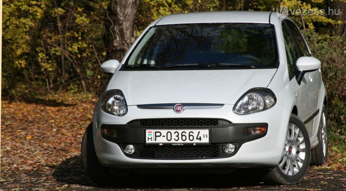 Egy olasz autó a Toyota előtt? 11 | Vezess Dízelmotorral sem drága a Punto Evo, mármint akcióban