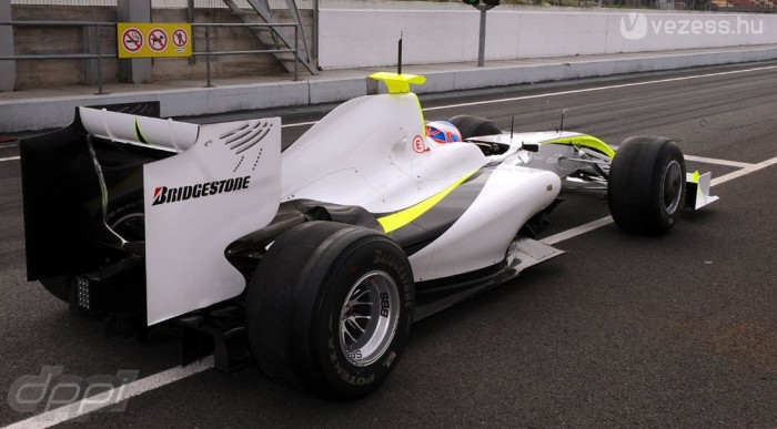 F1: A Mercedes kitúrta Buttont?