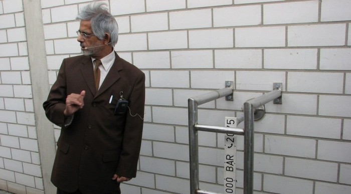 Így készül ma a jövő benzinje 9 | Vezess Indiai idegenvezetőnk és az ezerbáros cső