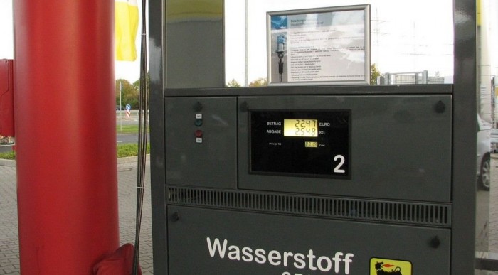 Így készül ma a jövő benzinje 6 | Vezess Hiába melléktermék, egyelőre drága