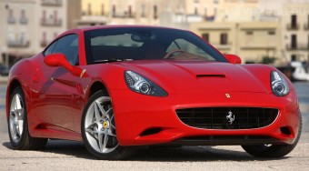 Összetört a vadiúj Ferrari - videó