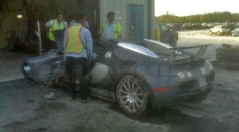 Alig sérült a 300 milliós autó