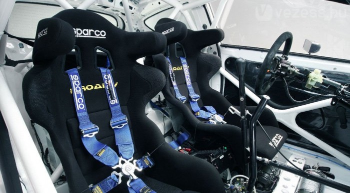 Elkészült a legdurvább Fiesta 7 | Vezess Igazi versenyautó