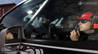 Räikkönen nem tárgyal a Mercedesszel