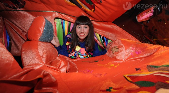 Mint egy gyomor belsejében