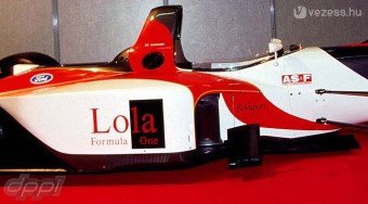 F1: Ugrásra kész a Lola