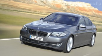 Videón az új Ötös BMW