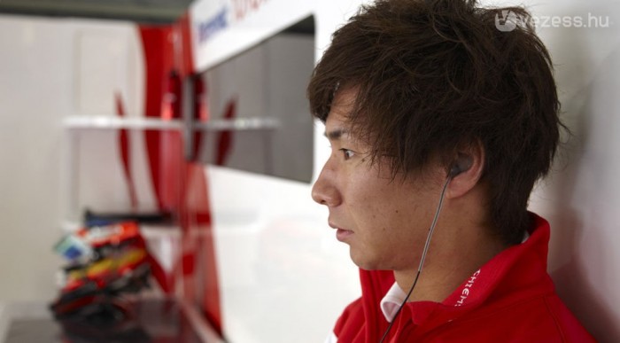 F1: Kobayashi a Renault-hoz tart?