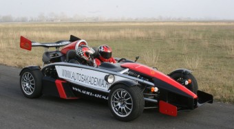 Orgazmus négy keréken