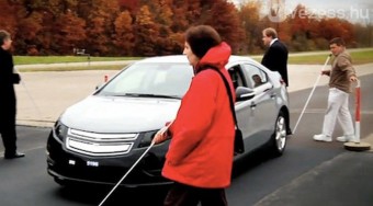 Vakok barátja lesz az elektromos Chevrolet