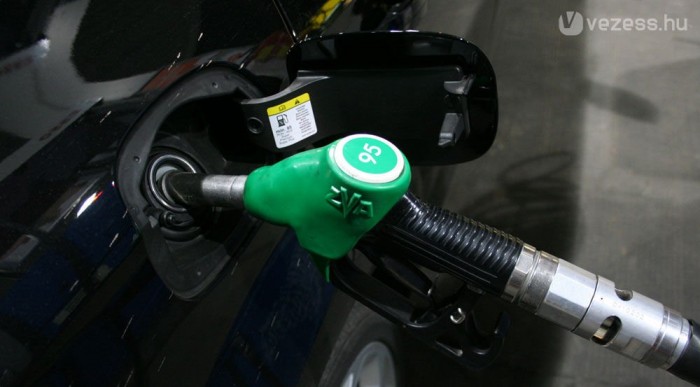 Átverés a benzinkúton? 9 | Vezess A benzin erősebben párolog a gázolajnál