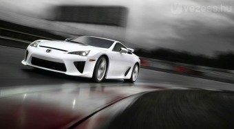 Nem lesz kupeceké az új Lexus