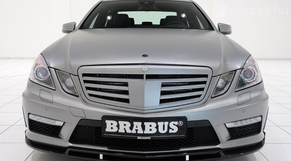 AMG-t tuningol a Brabus 8