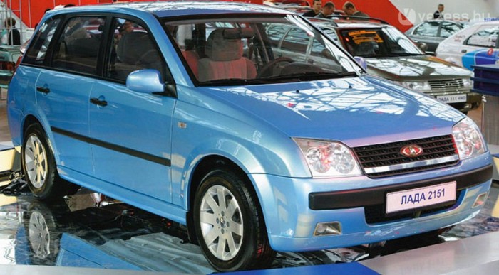 Kihúzzák a pácból a Ladát