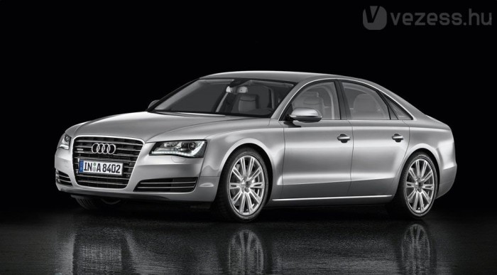 Vadító lesz az Audi S8 5 | Vezess Az A8 legerősebb motorja eleinte 375 lóerő