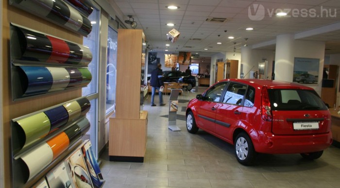 A színes autó nem menő