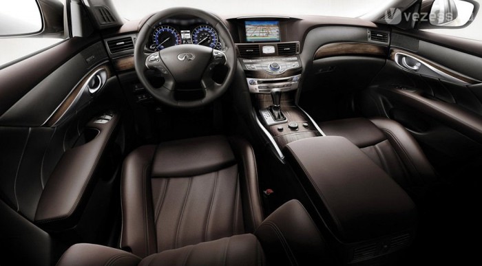 Csúcstechnika az új Infinitiben 7