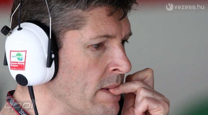 Csalóval állapodott meg a Mercedes