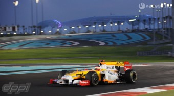 Elkelt a Renault-csapat