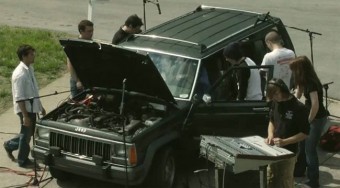 Videó: zenéljünk autókkal!