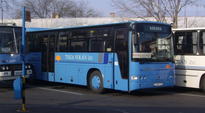 Megsérti az utasok jogait a Volán?