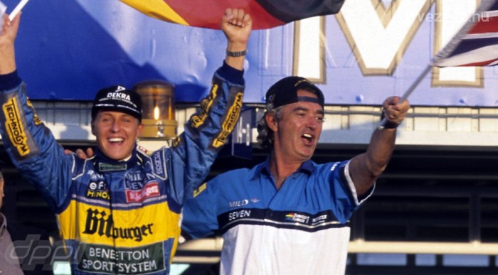 Schumi még mindig veszélyes!