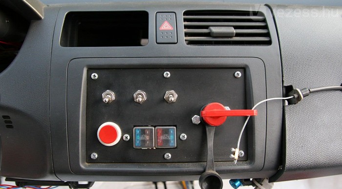 Feszültség, gyújtás, start