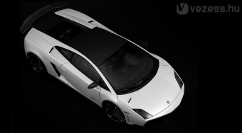 Két új szupergép a Lamborghinitől