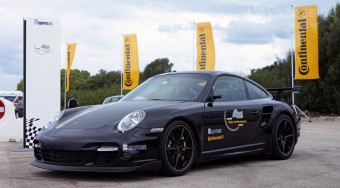 70 milliós Porsche ajándékba