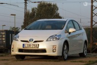 Tamás kedvence a Toyota Prius III