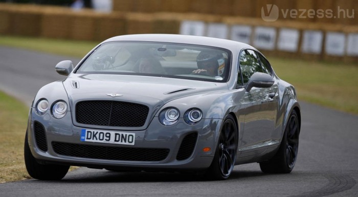 A Supersports egyedi külsővel készül