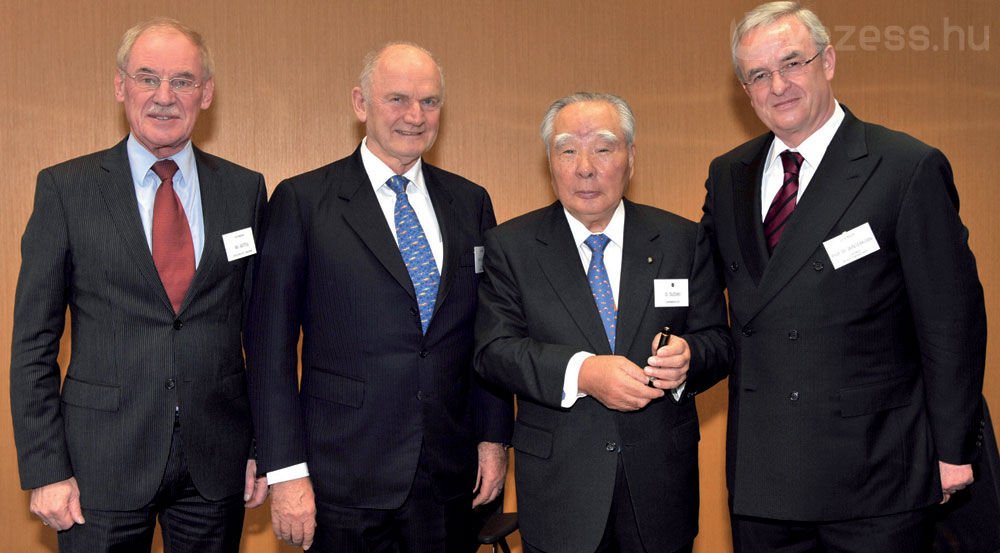 Detlef Wittig (b.), Ferdinand Piëch, Osamu Suzuki, és Martin Winterkorn