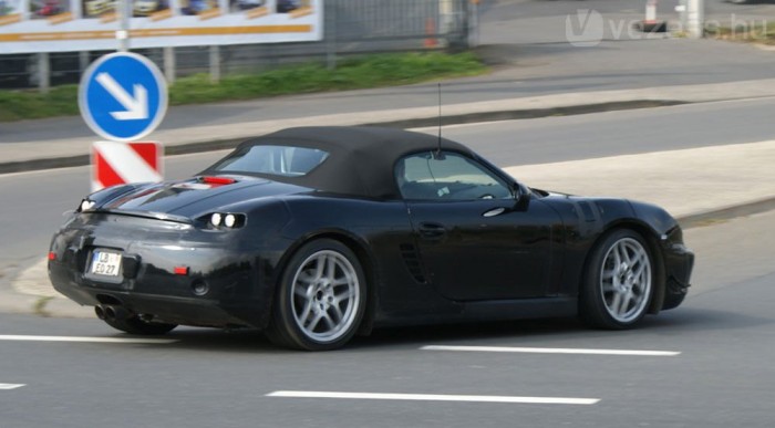 200 lóerő várható