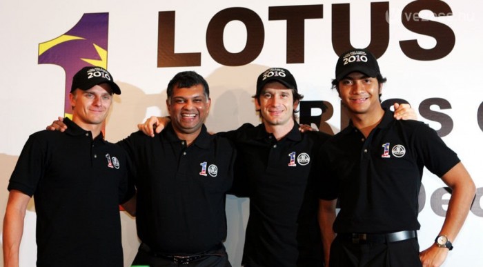 A maláj pilóták később jönnek