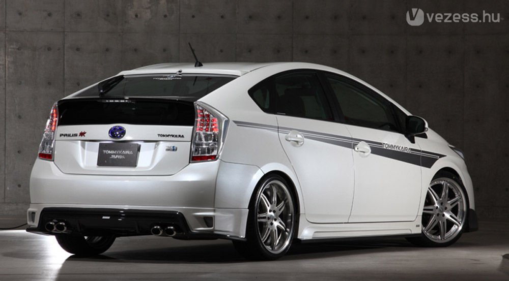 Csupaizom Toyota Prius és Honda Insight 6