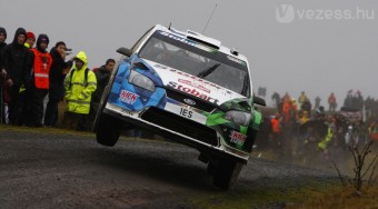 Videokirályt szerződtet a Ford