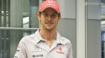 Button örül a kritikának