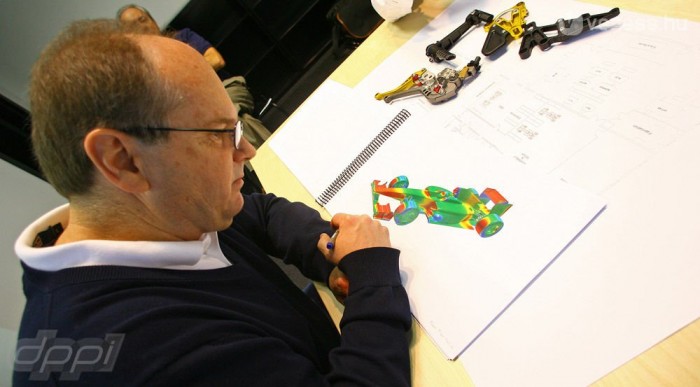 Otthon tesztelhet az amerikai csapat