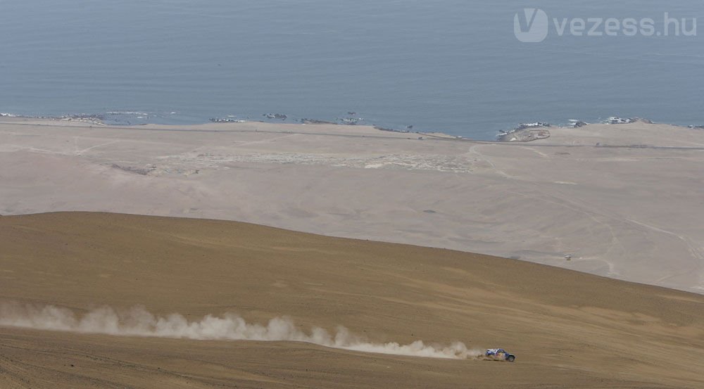 Dakar: Félúton a győzelem felé 18