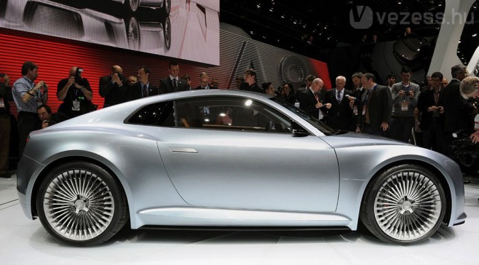 Újabb villanyautó az Auditól 7 | Vezess Klasszikus orrmotoros forma