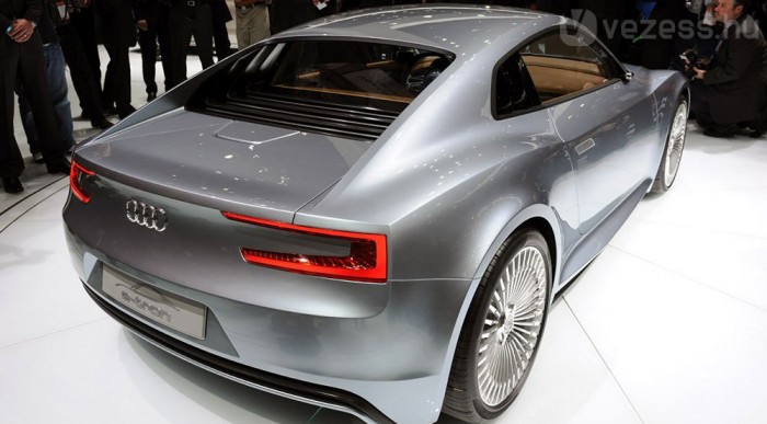 Újabb villanyautó az Auditól 6 | Vezess 204 lóerő a hátsó kerekeknek