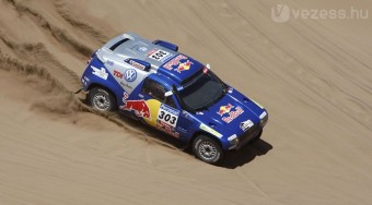 Sainz győzelemmel menekül - videó