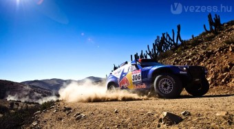 Volkswagen-harc a Dakaron - videó