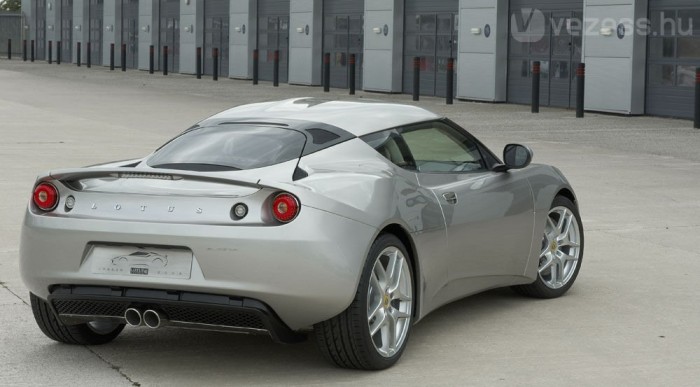 Versenyváltozat a legerősebb Lotusból 3 | Vezess Az Evorából épült