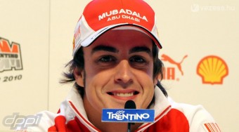 Alonsót ösztönzi Schumacher