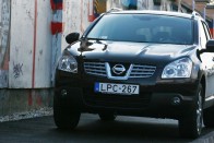 Qashqai I-Way – Sebeők öltönyben 26