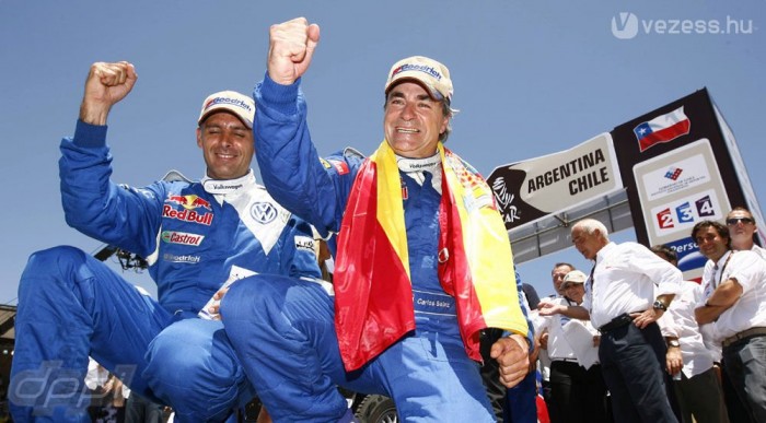 Sainz keményen, okosan küzdött