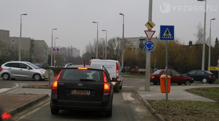 Körforgalom következik